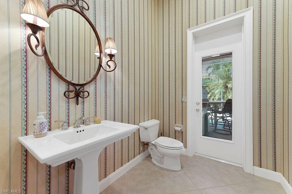 EDGEWATER - Residential