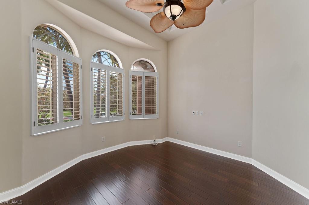 EDGEWATER - Residential