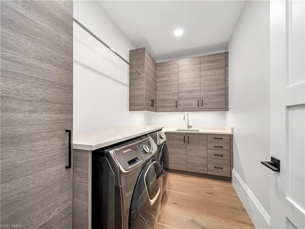 PARK SHORE - Residential