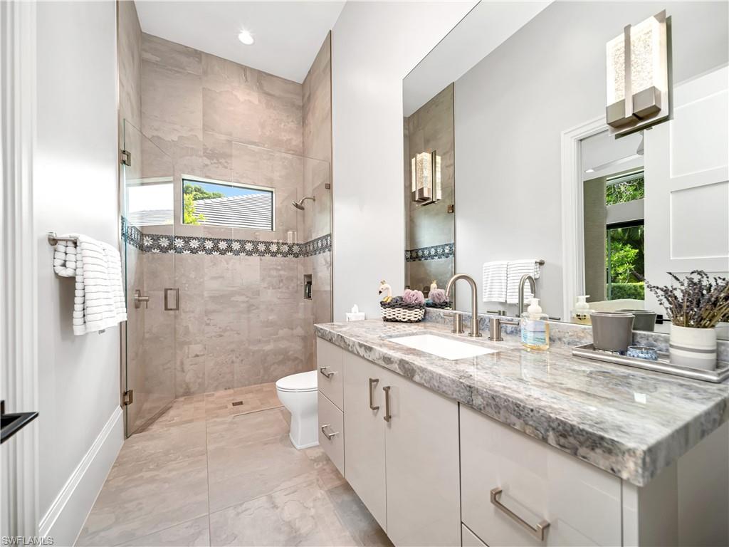 PARK SHORE - Residential