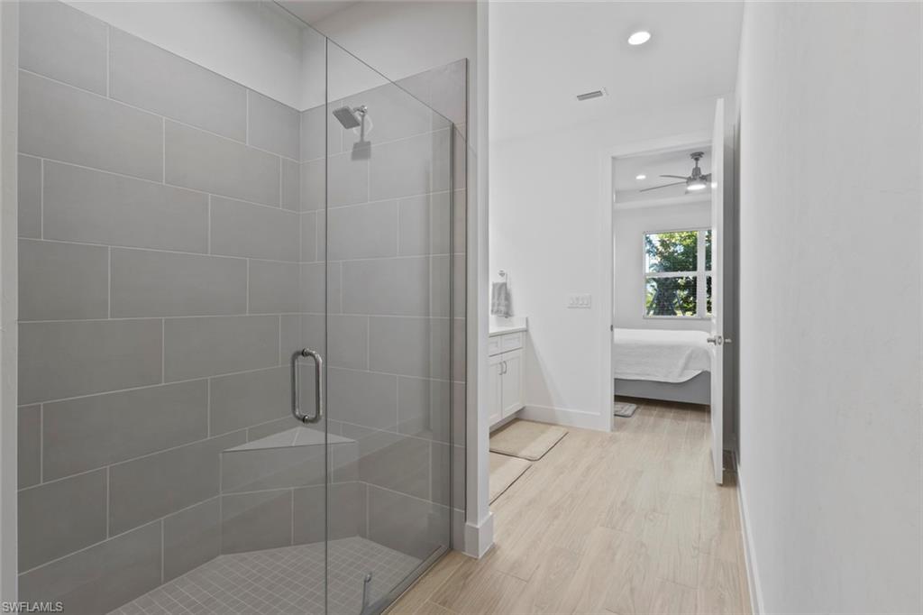 REGENCY - Residential