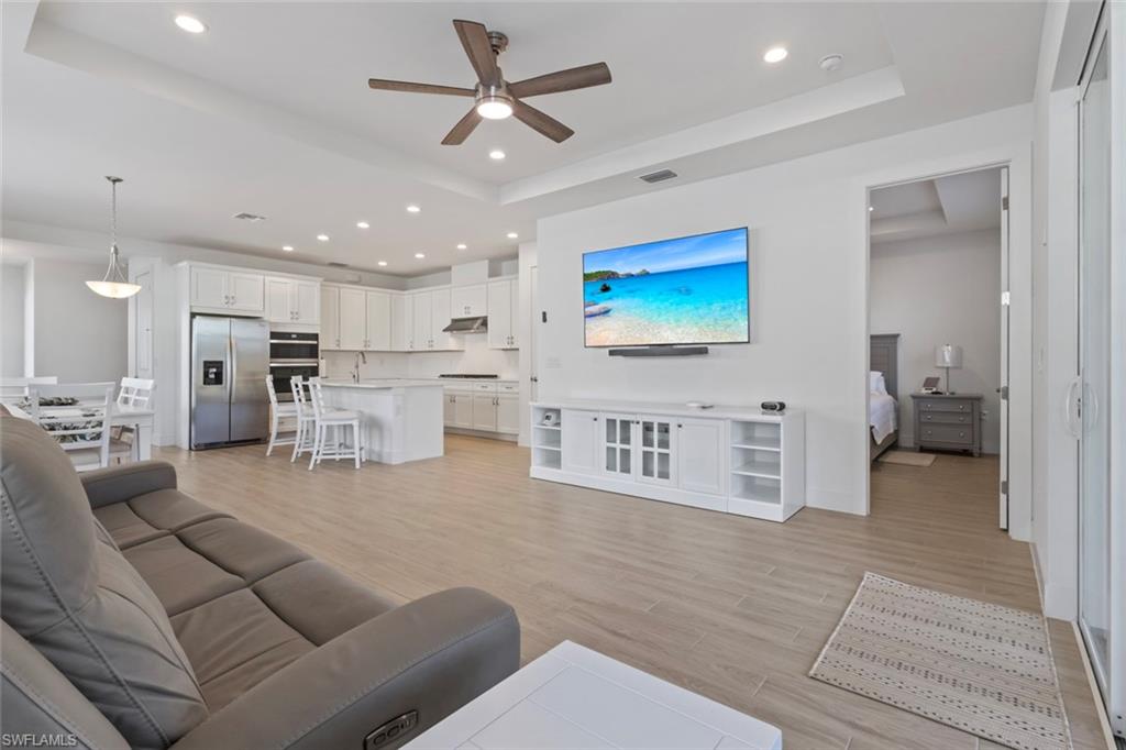 REGENCY - Residential