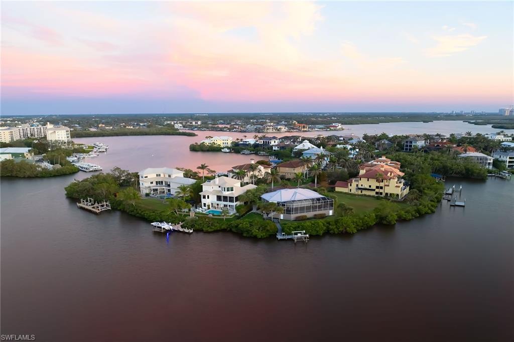 SOUTHPORT ON THE BAY - Residential