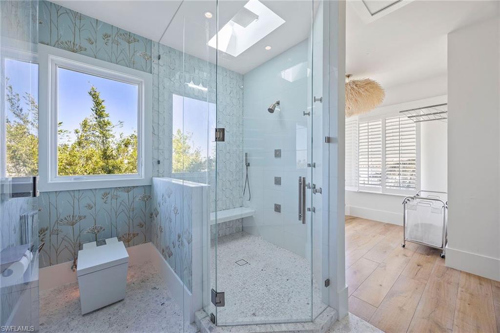 SOUTHPORT ON THE BAY - Residential