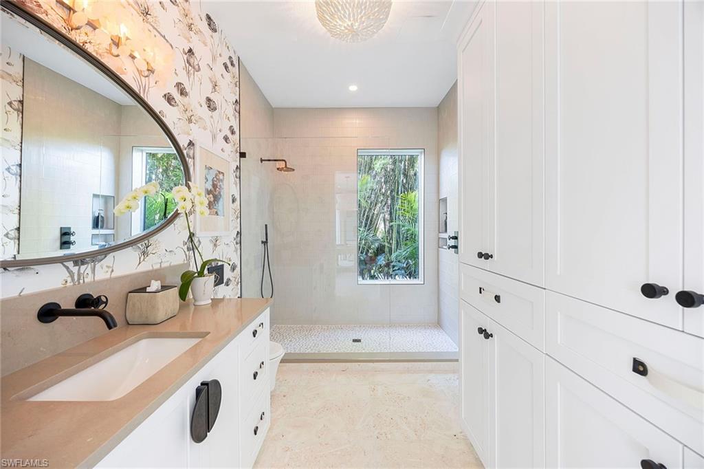 SOUTHPORT ON THE BAY - Residential