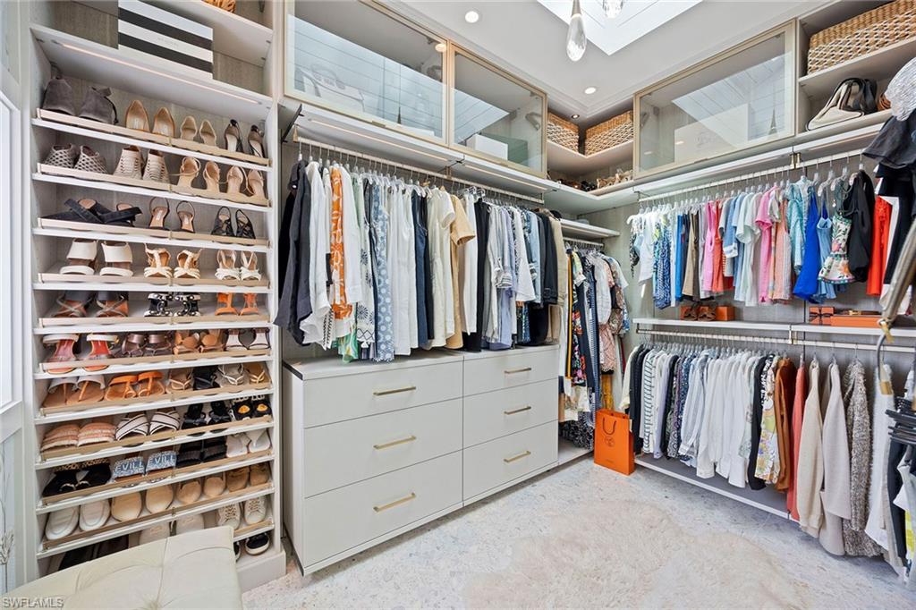 SOUTHPORT ON THE BAY - Residential