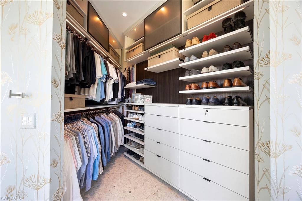 SOUTHPORT ON THE BAY - Residential