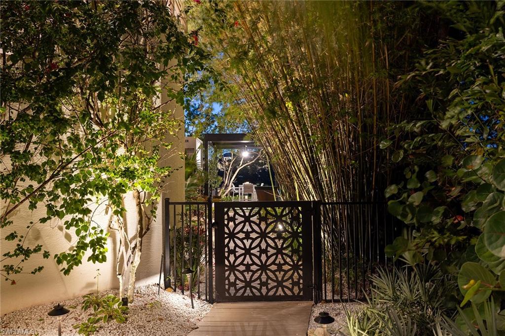 SOUTHPORT ON THE BAY - Residential