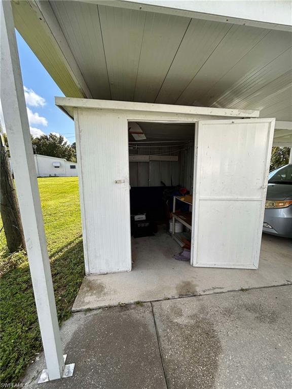 MOBILE MANOR - Residential Lease