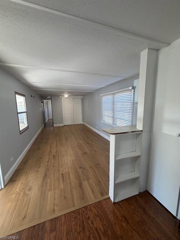 MOBILE MANOR - Residential Lease