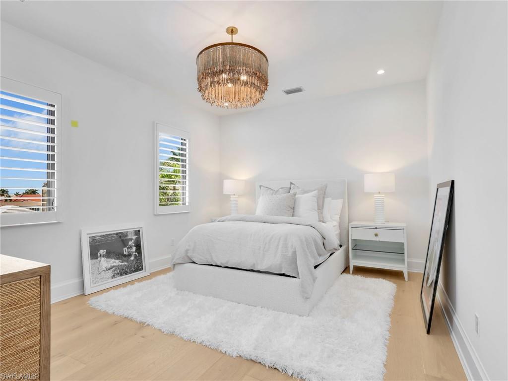 MARCO BEACH - Residential