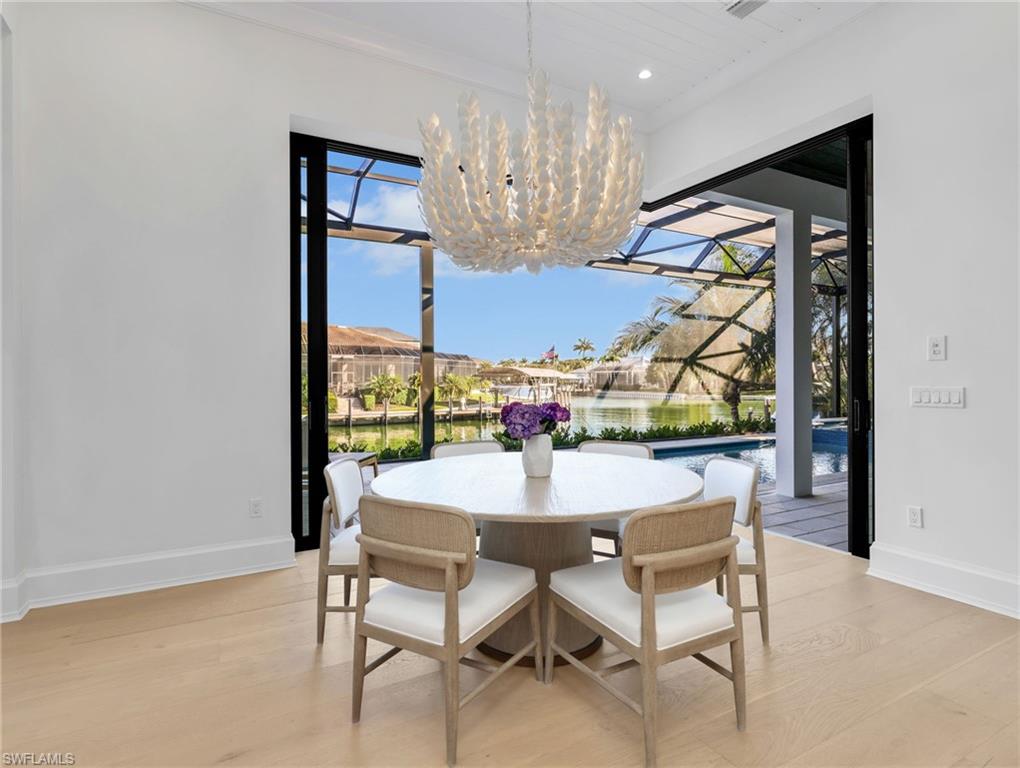 MARCO BEACH - Residential