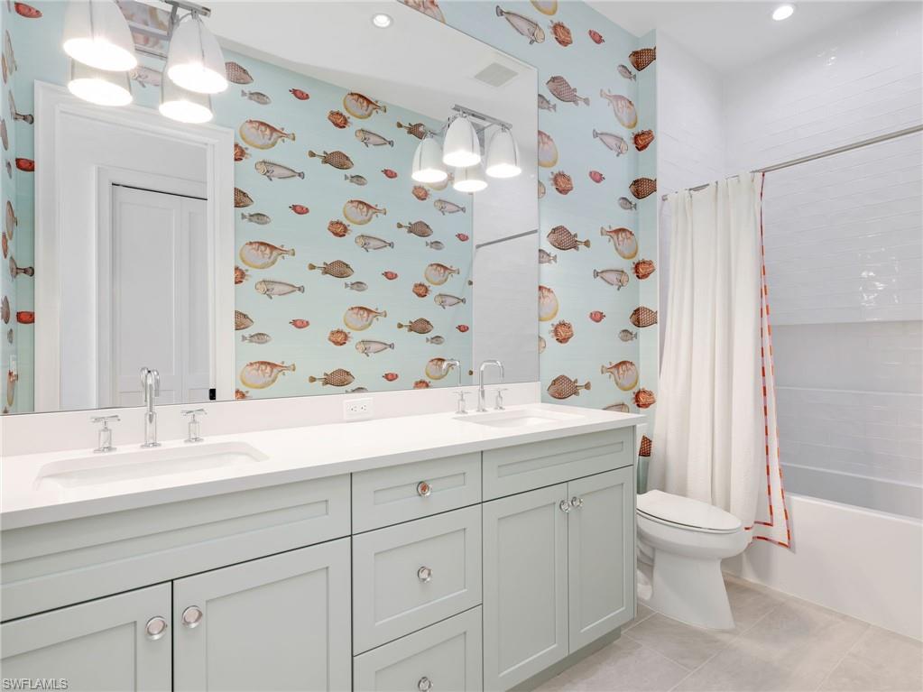 MARCO BEACH - Residential