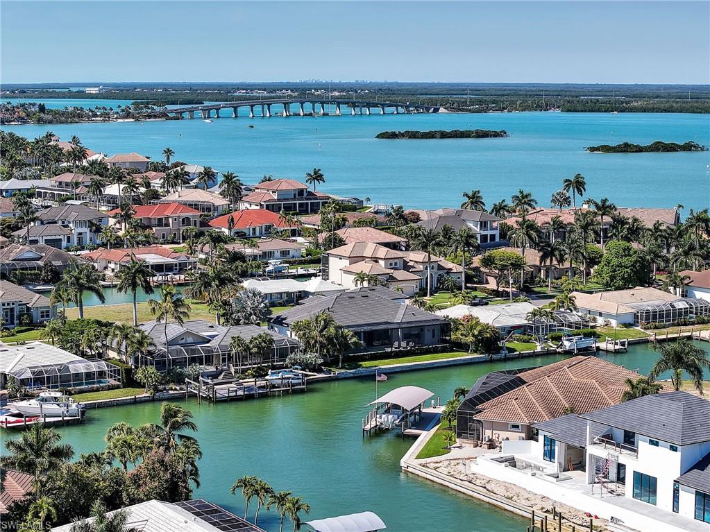 MARCO BEACH - Residential