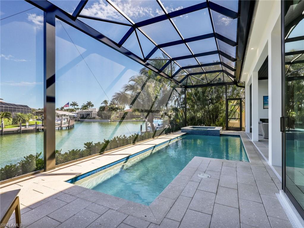 MARCO BEACH - Residential