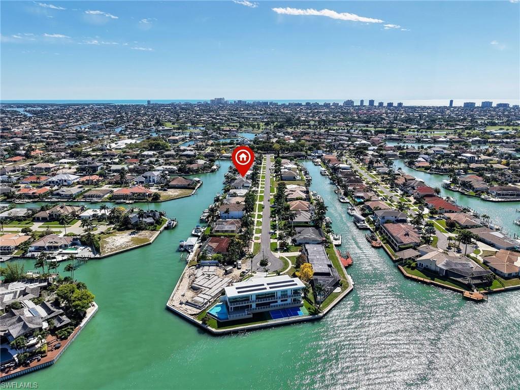 MARCO BEACH - Residential