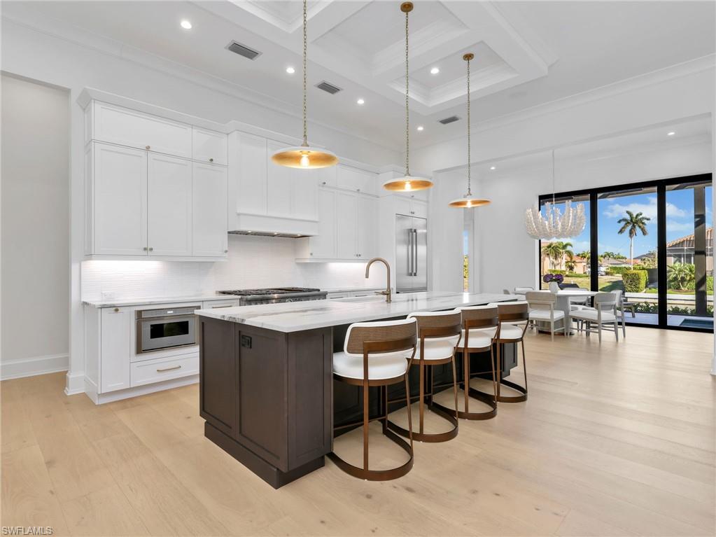 MARCO BEACH - Residential