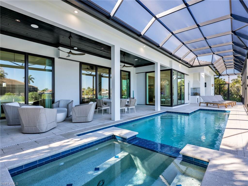 MARCO BEACH - Residential