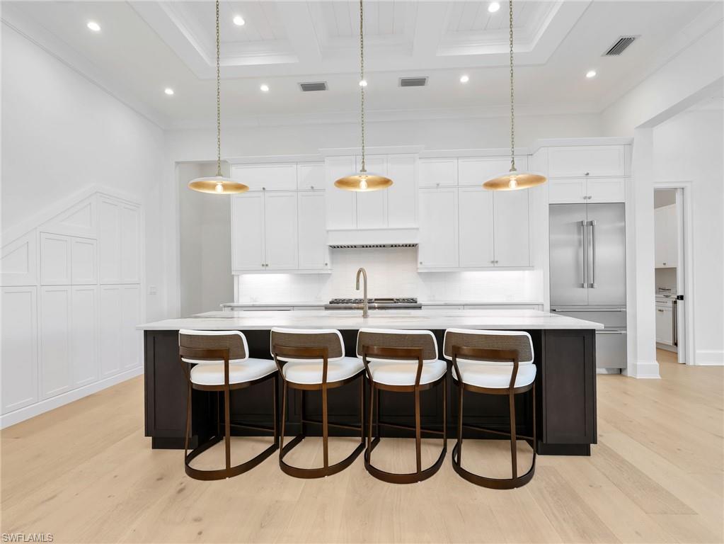 MARCO BEACH - Residential