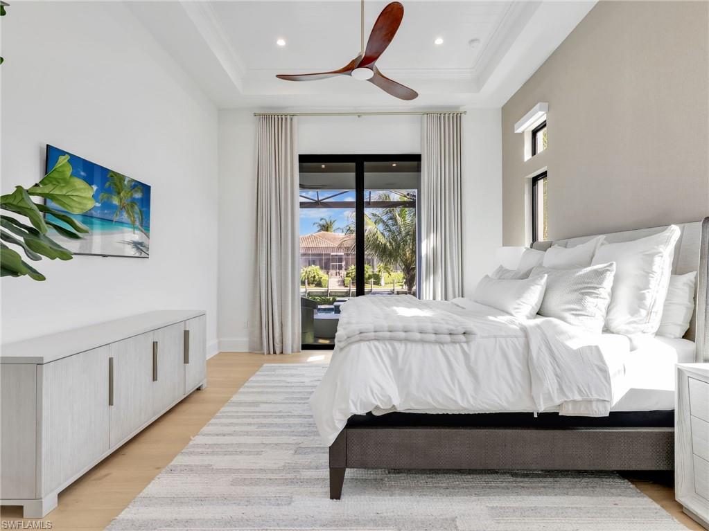 MARCO BEACH - Residential