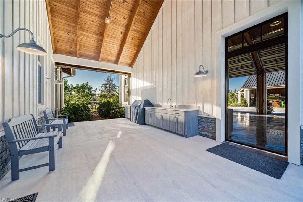 ACREAGE HEADER - Residential