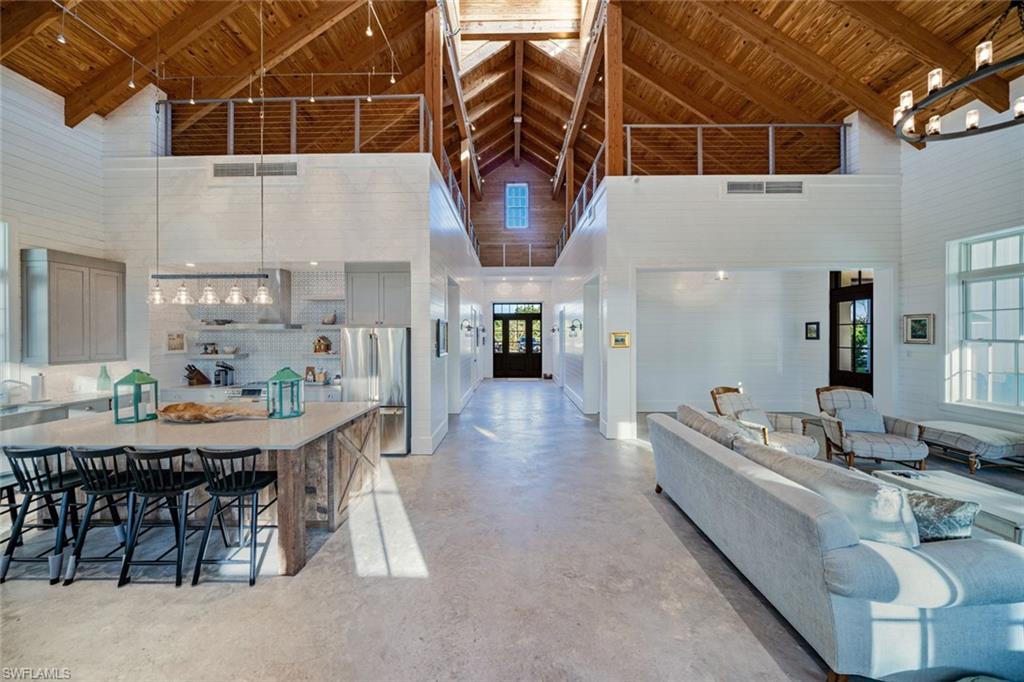 ACREAGE HEADER - Residential