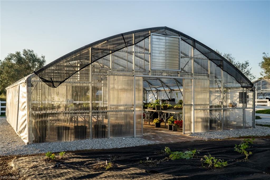 ACREAGE HEADER - Residential