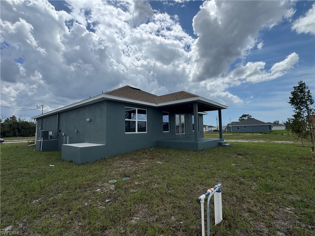 CAPE CORAL - Residential