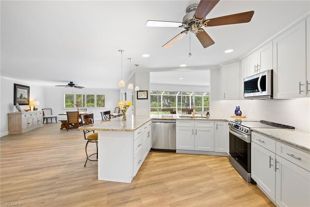 Photo of 636 Park Shore DR, NAPLES, FL 34103 (MLS # 225049782)