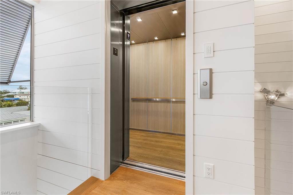 ESTERO PARK - Residential