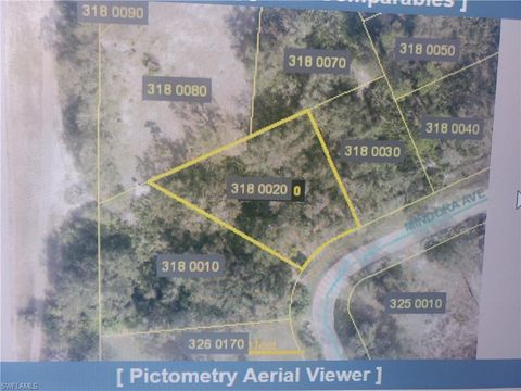 728 Mindora AVE LEHIGH ACRES FL 33972