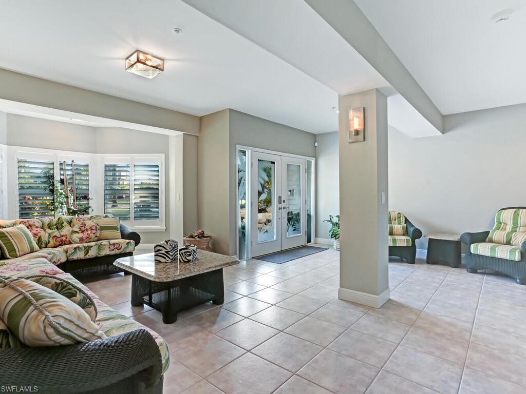 GALT ISLAND - Residential