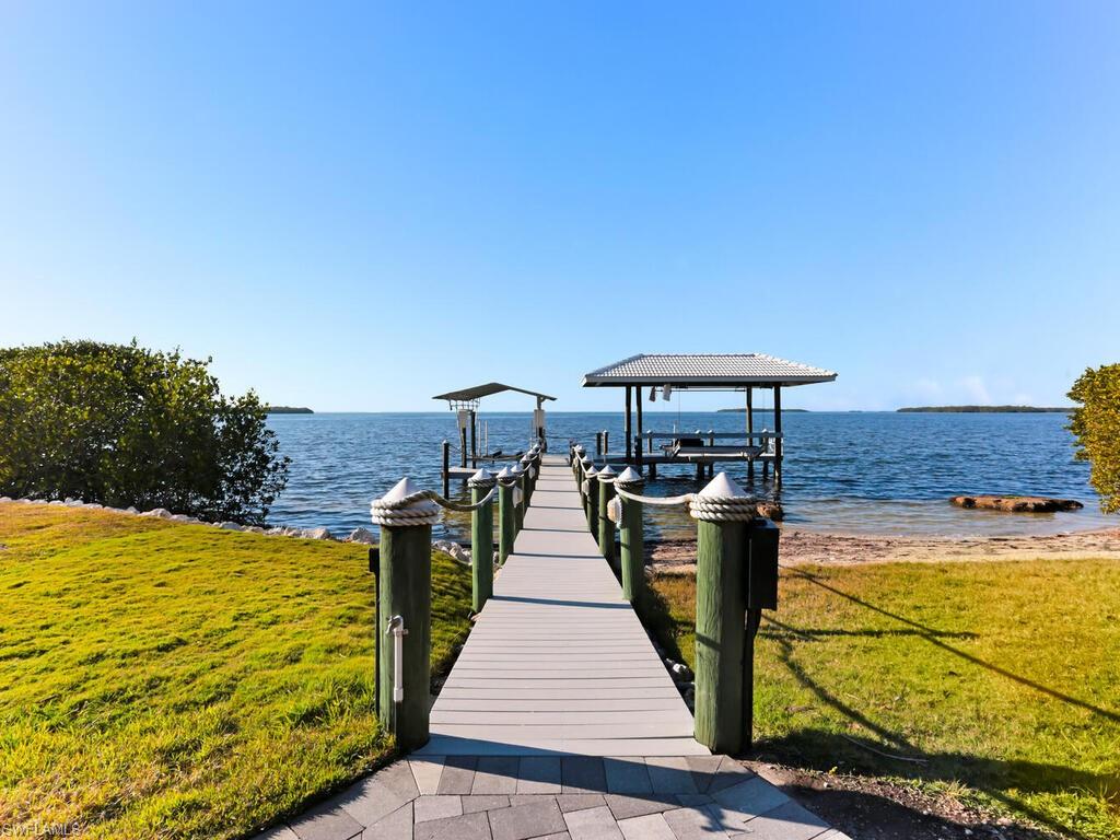 GALT ISLAND - Residential