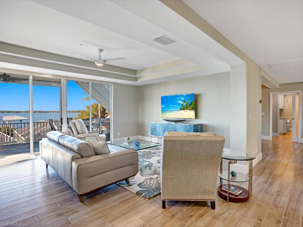 GALT ISLAND - Residential