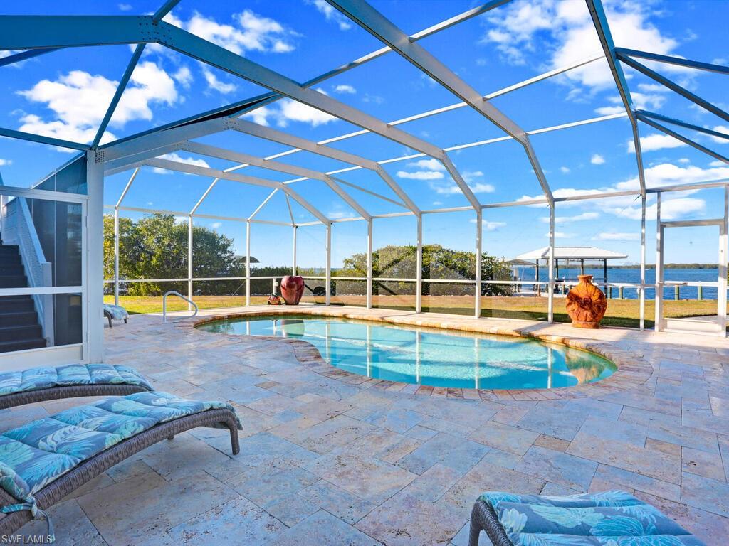 GALT ISLAND - Residential