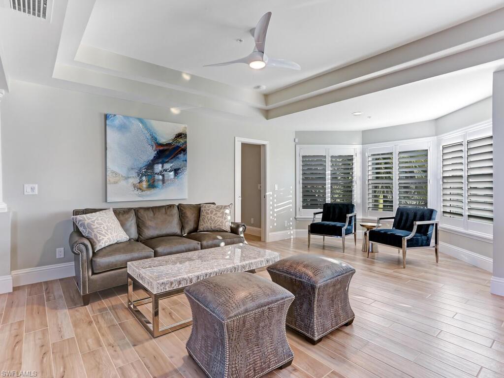 GALT ISLAND - Residential