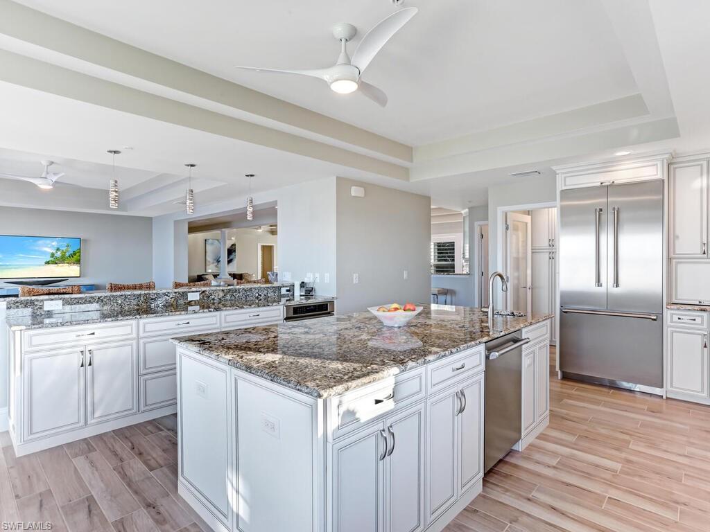 GALT ISLAND - Residential