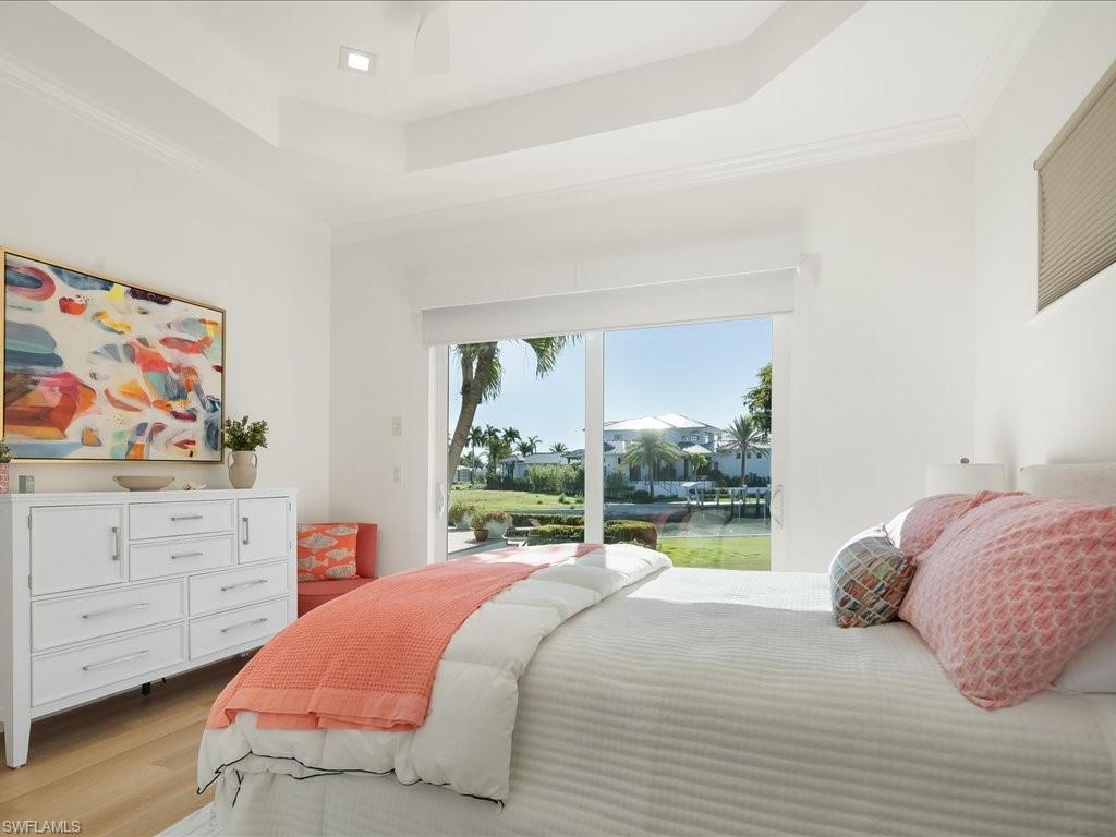 MARCO BEACH - Residential