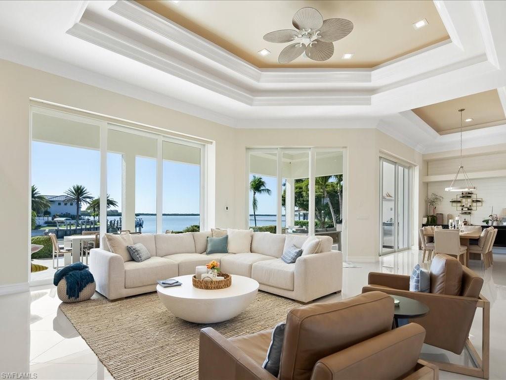 MARCO BEACH - Residential