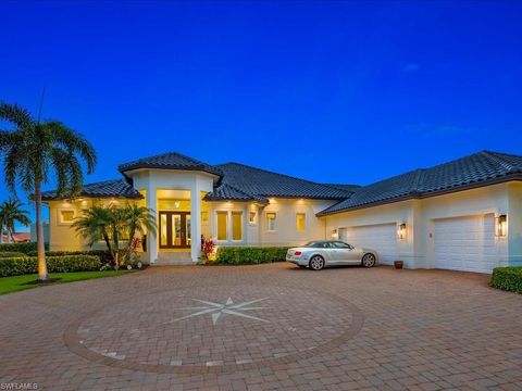 Photo of 1061 E Inlet DR, MARCO ISLAND, FL 34145 (MLS # 226014457)