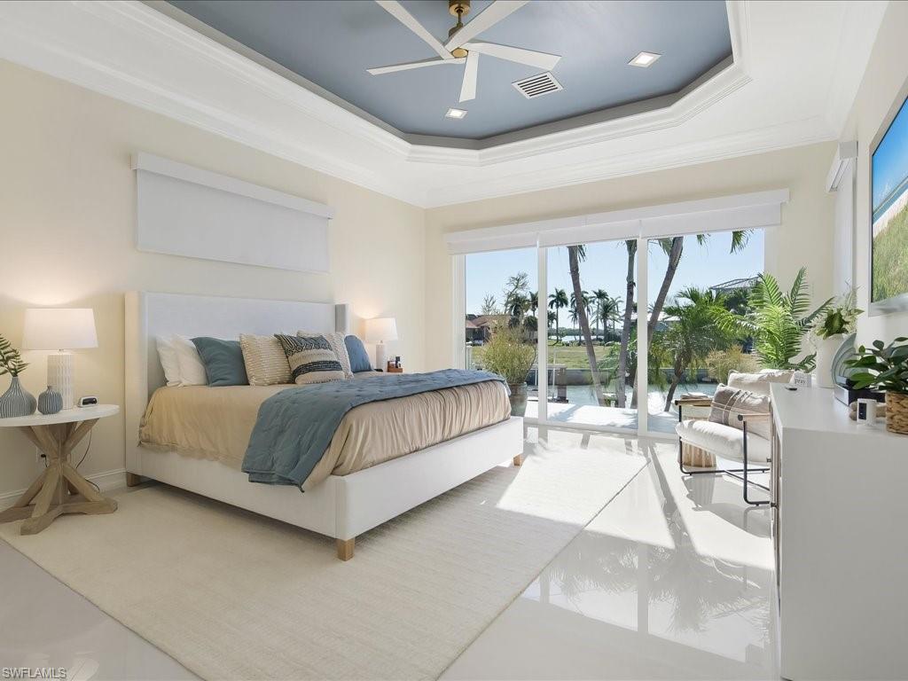 MARCO BEACH - Residential