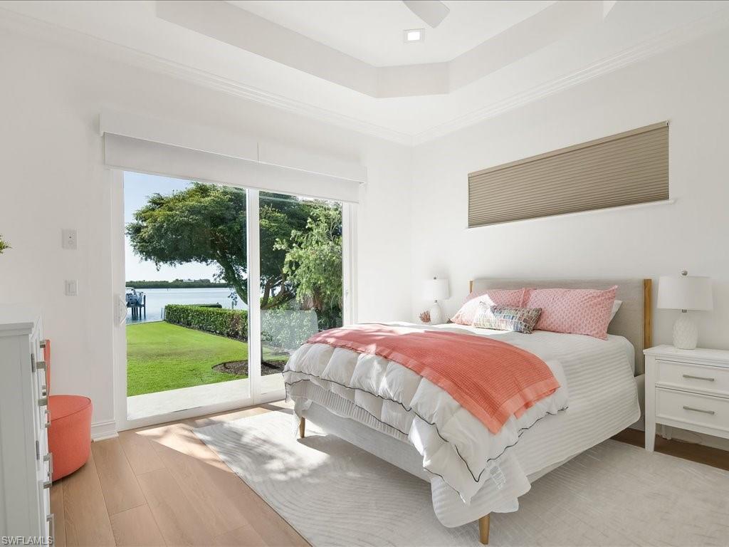 MARCO BEACH - Residential