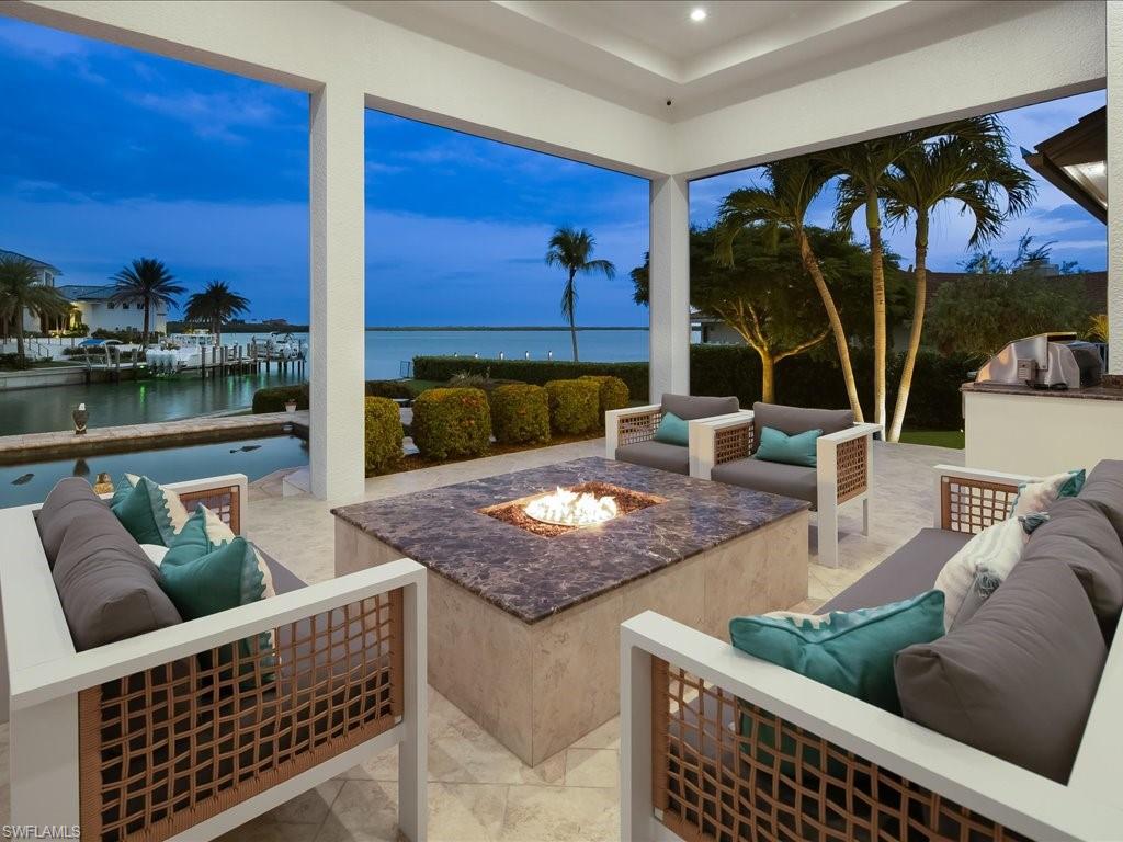 MARCO BEACH - Residential