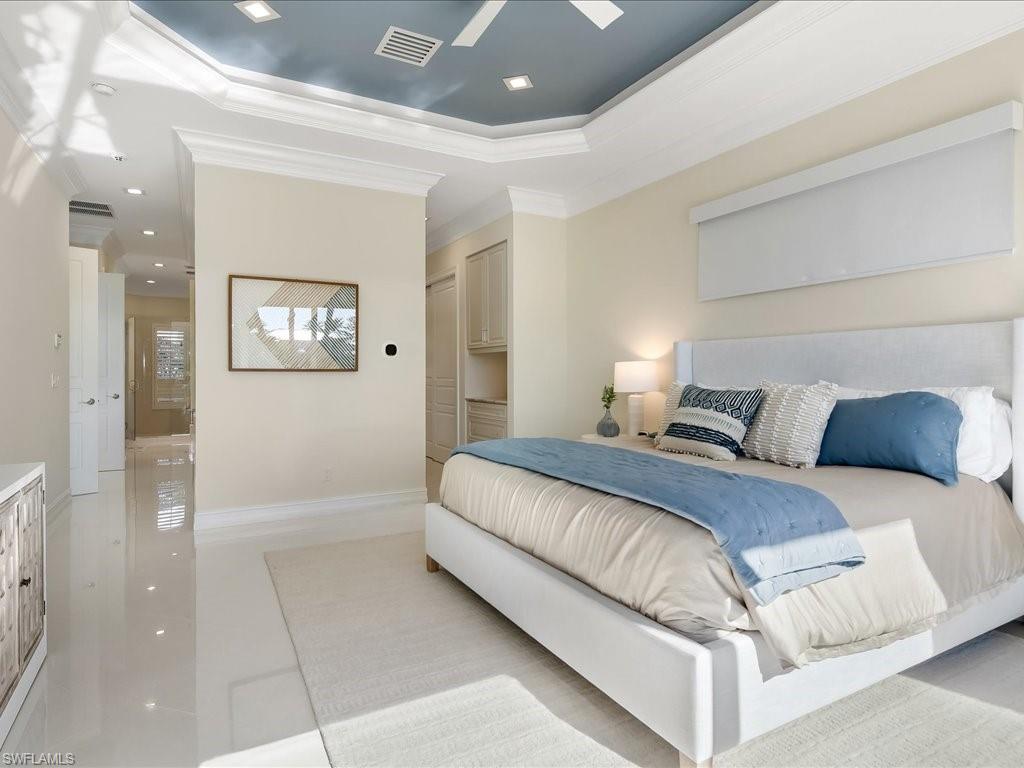 MARCO BEACH - Residential