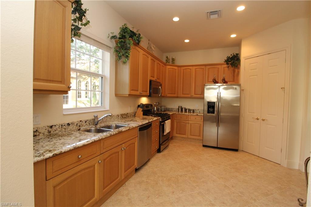 CHERRY OAKS - Residential