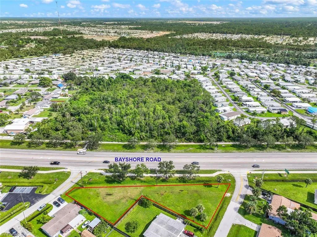 North Fort Myers, Florida 33917, United States, ,Commercial,Active,31948