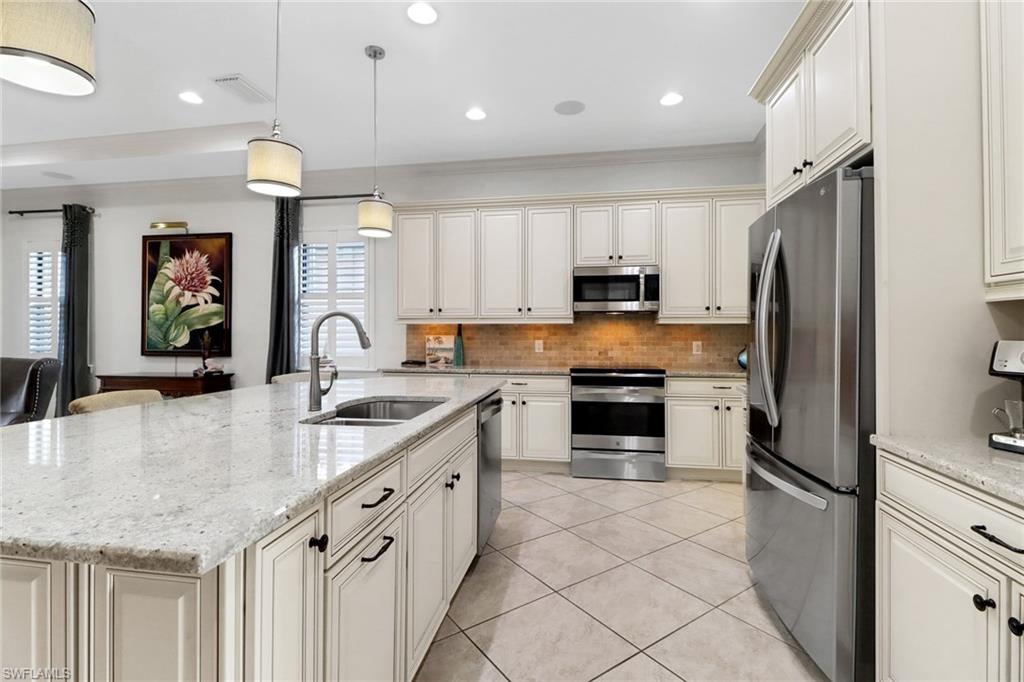 HAMPTON PARK - Residential