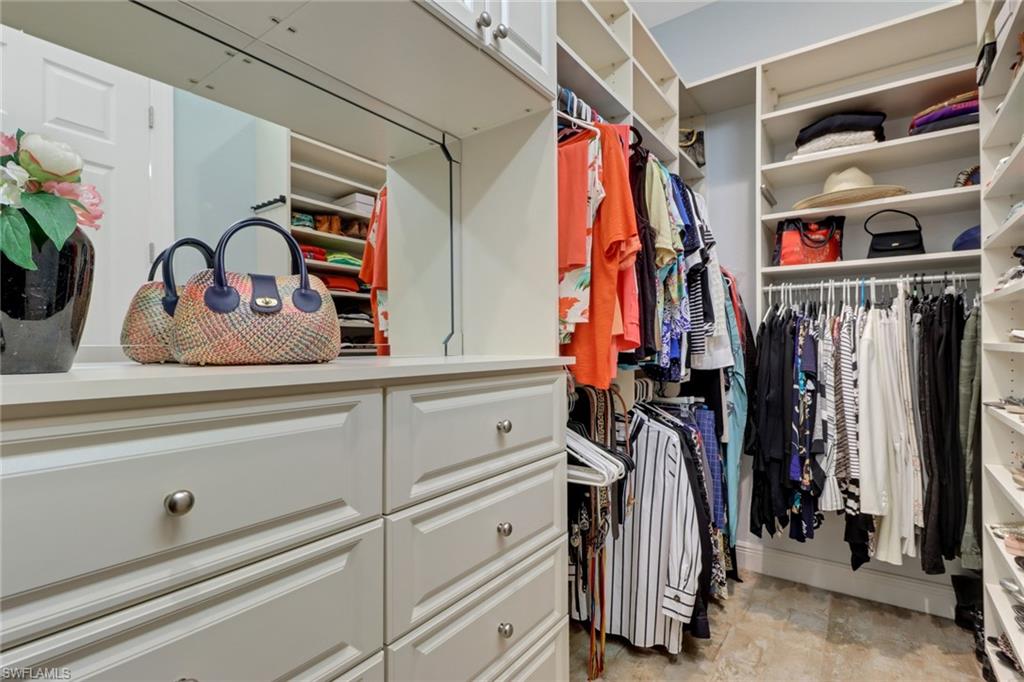 HAMPTON PARK - Residential