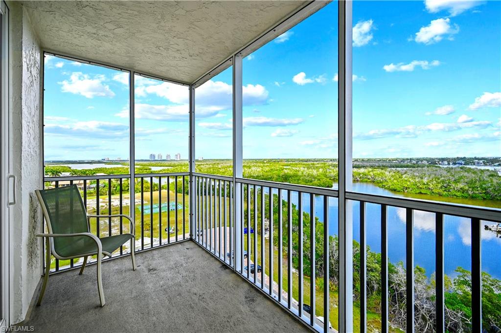 BEACH AND TENNIS CLUB - Residential