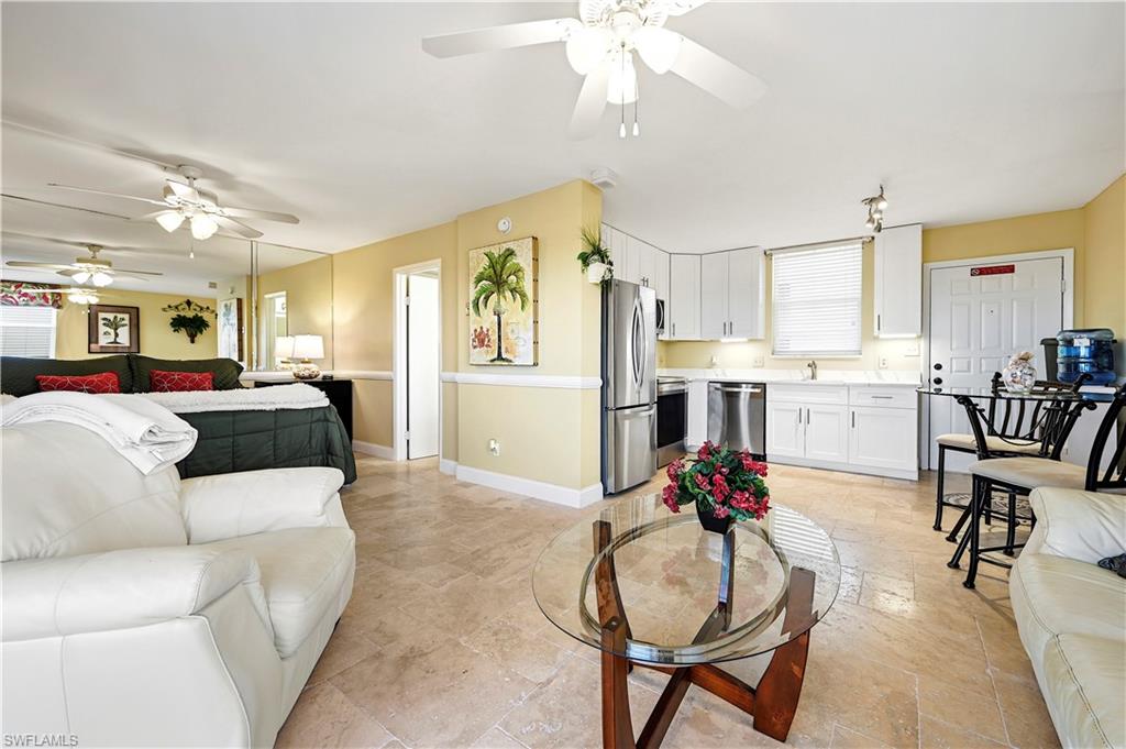 BEACH AND TENNIS CLUB - Residential